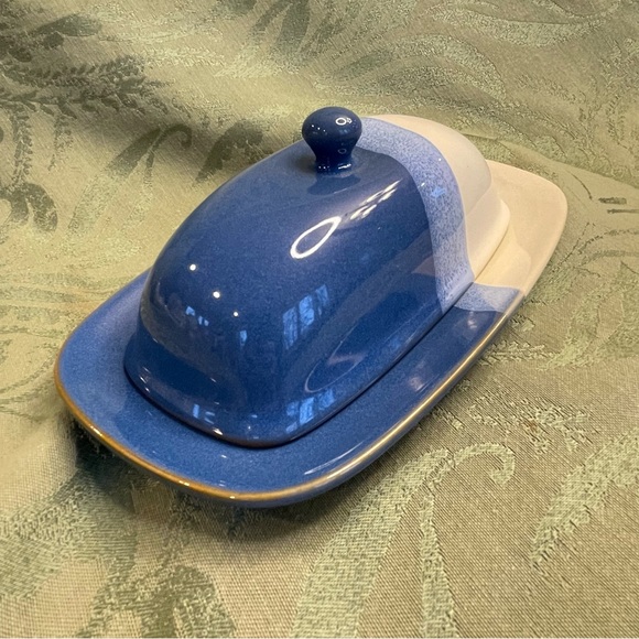 Pfaltzgraff ceramic butter dish, rare discontinued Blue Ridge pattern. - Picture 3 of 9